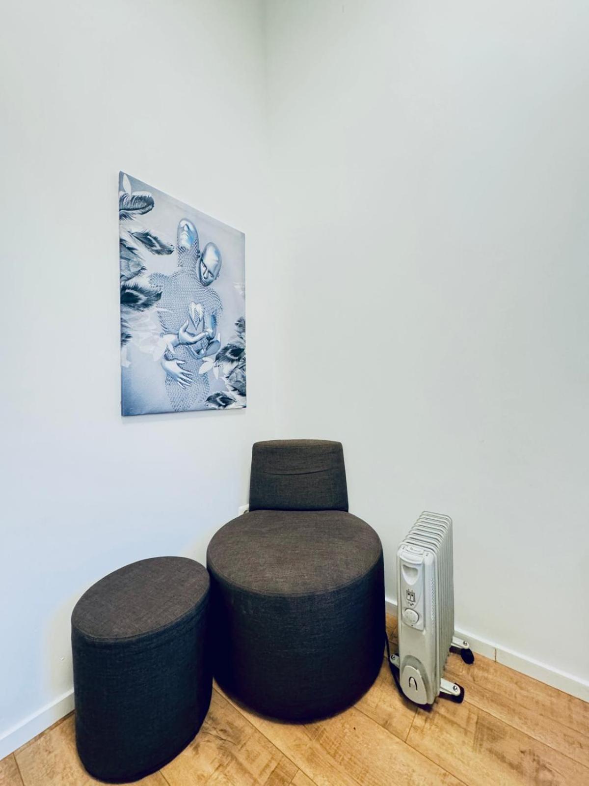 Cozy 9Br Shared Apartment, Only 12Min Walk To Augarten Wina Bagian luar foto